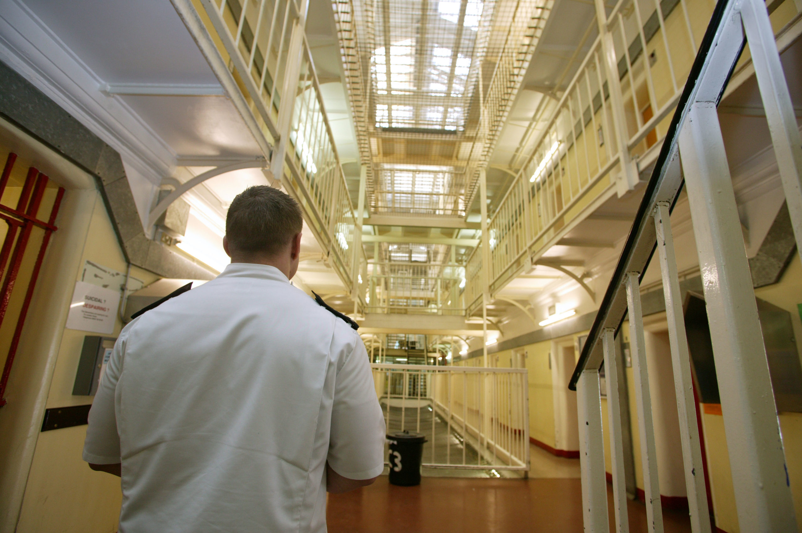 Proportion of remand prisoners from ethnic minorities rises 17 percent in six years